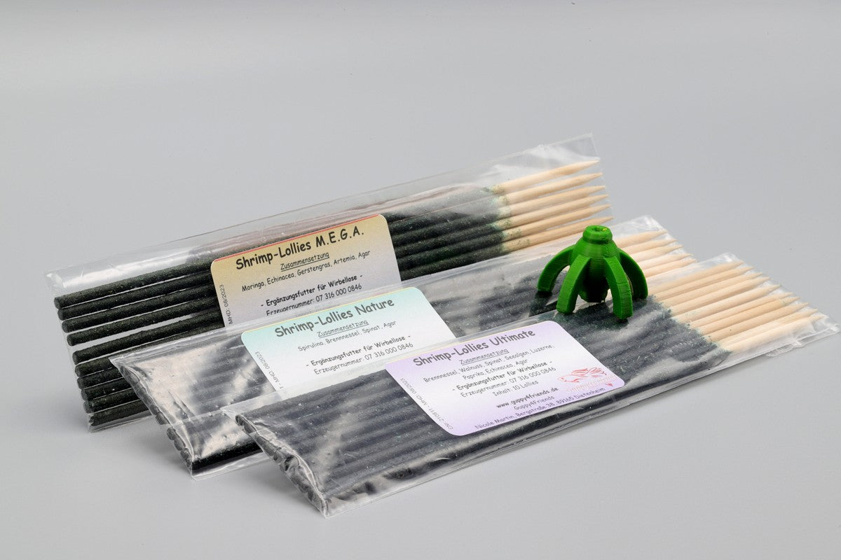 Shrimp Lollies Wellness-Paket für Zwerggarnelen. Garnelen Wellness Futter. Garnelenfutter. Shrimp-Lollies MEGA, Shrimp Lollies Nature, Shrimp Lollies Ultimate. Inklusive Gratis Lolly-Halter.